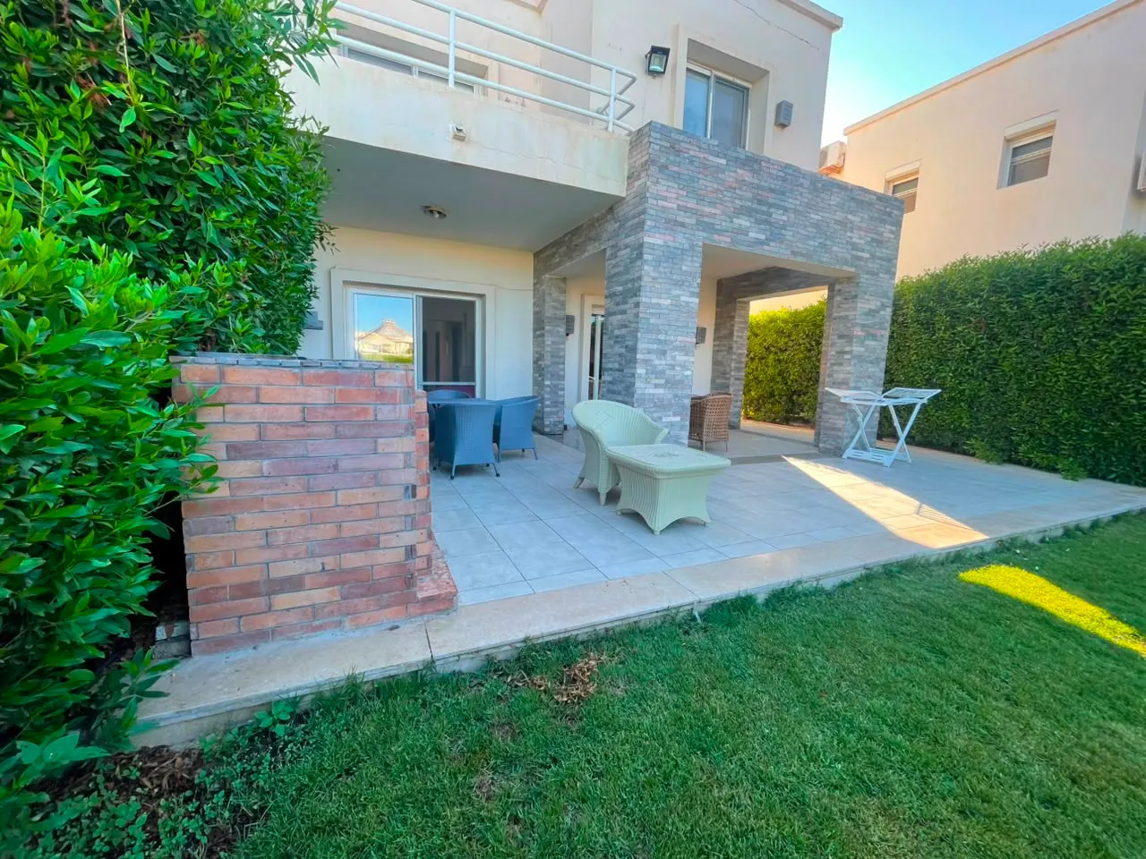 Twinhouse for sale in Amwaj in Sidi Abdel Rahman of 226 m² with 5 bedrooms