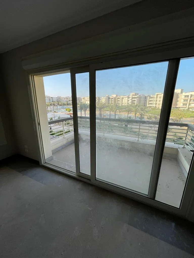 Apartment for sale in New Giza in 6th of October City of 237 m² with 3 bedrooms