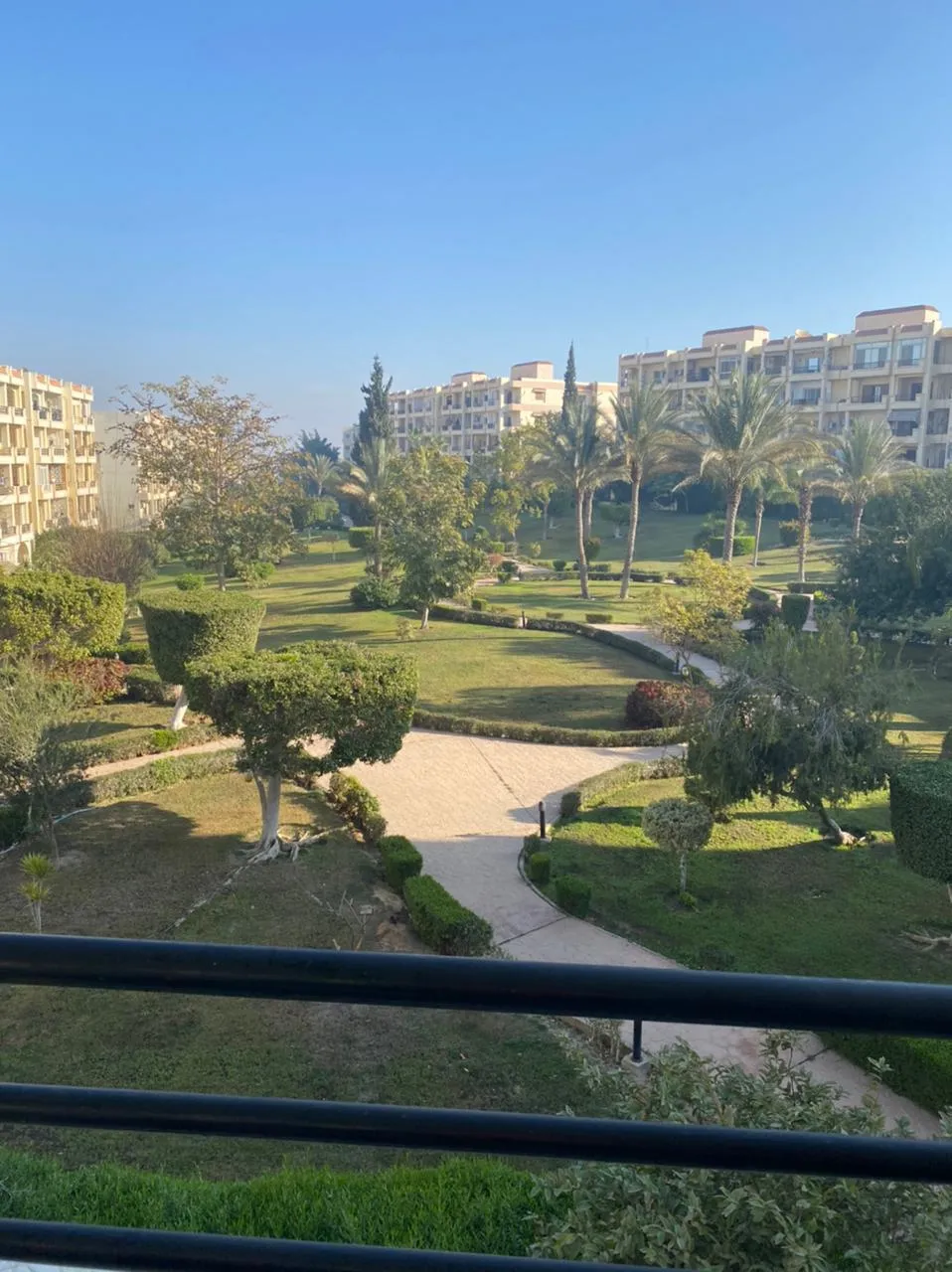 Apartment for sale in Zayed 2000 in El Sheikh Zayed of 190 m² with 3 bedrooms