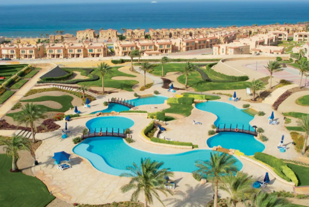 Penthouse for sale in La Vista Topaz in Ain Sokhna of 150 m² with 4 bedrooms