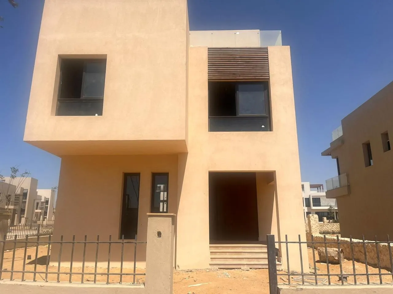 Villa for sale in O West Orascom in October Gardens of 250 m² with 3 bedrooms