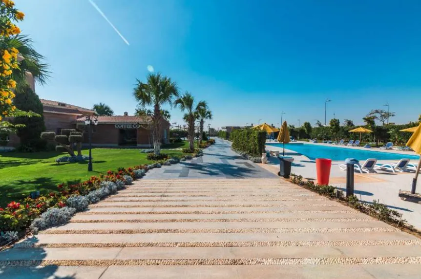 Apartment for sale in Nyoum October in Northern Expansion of 136 m² with 2 bedrooms
