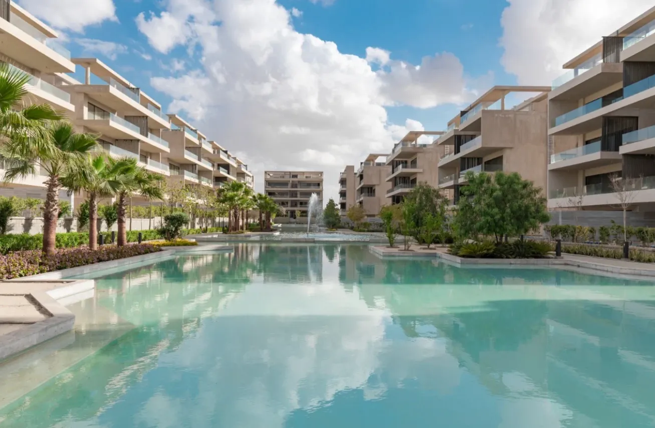 Apartment for sale in Lake View Residence in Golden Square of 191 m² with 3 bedrooms