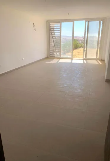 Chalet for sale in Marsa Baghush in Sidi Heneish of 120 m² with 2 bedrooms