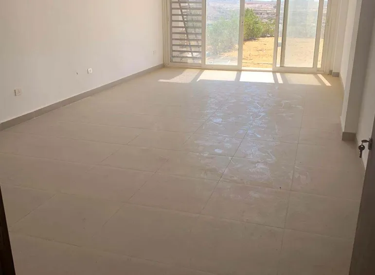 Chalet for sale in Marsa Baghush in Sidi Heneish of 120 m² with 2 bedrooms