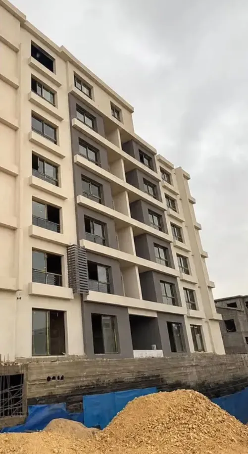 Apartment for sale in Creektown in New Cairo of 135 m² with 2 bedrooms