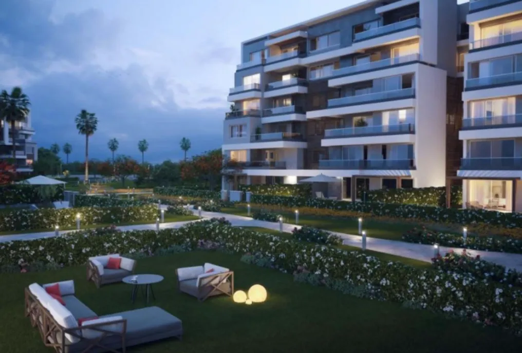 Apartment for sale in Capital Gardens in New Cairo of 165 m² with 2 bedrooms