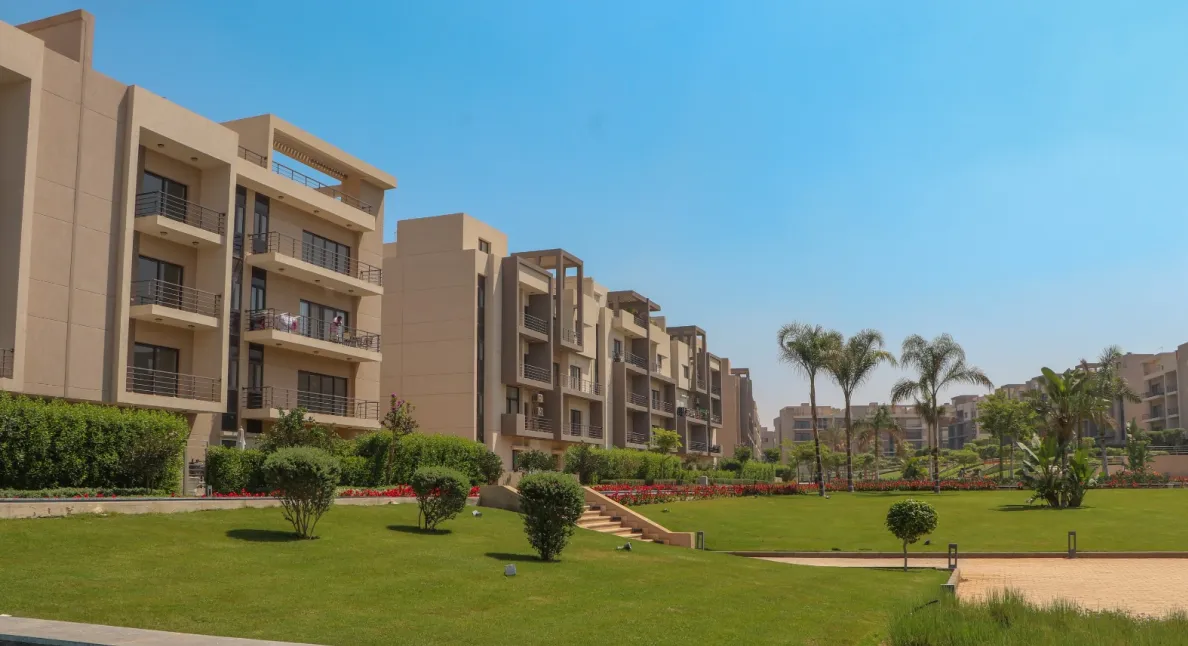 Apartment for sale in Fifth Square Al Marasem in New Cairo of 180 m² with 3 bedrooms