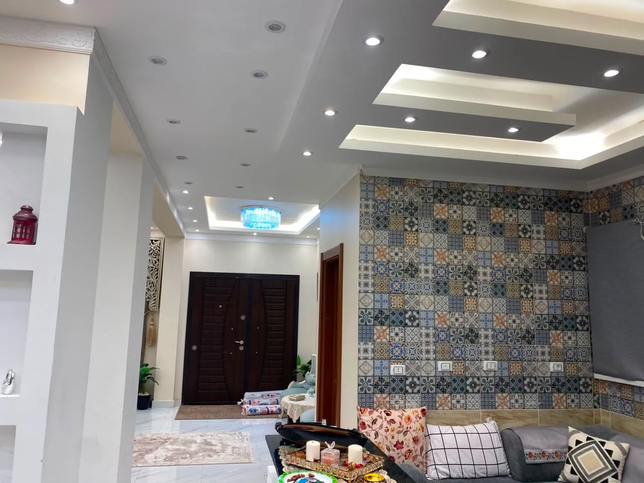 Villa for sale in El Rehab in New Cairo of 221 m² with 4 bedrooms