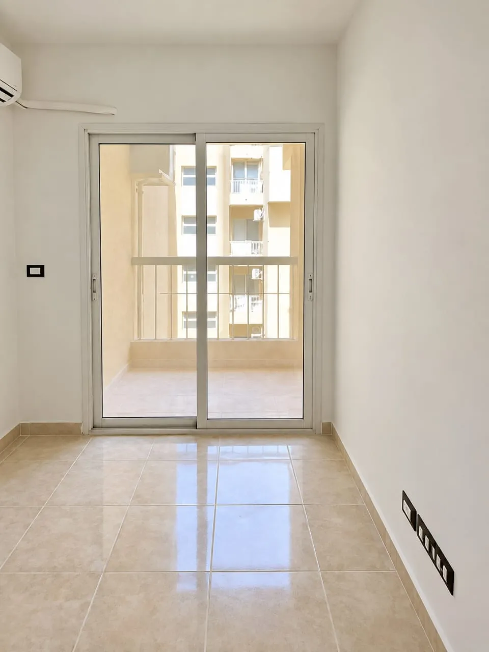 Apartment for sale in Ashgar City in October Gardens of 105 m² with 3 bedrooms