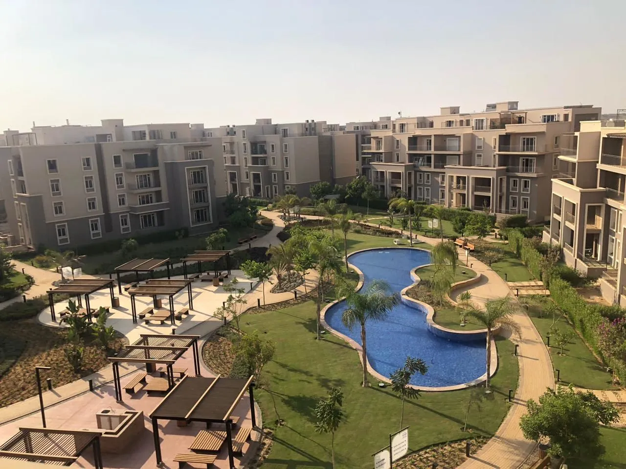 Penthouse for sale in October Plaza in Northern Expansion of 205 m² with 2 bedrooms
