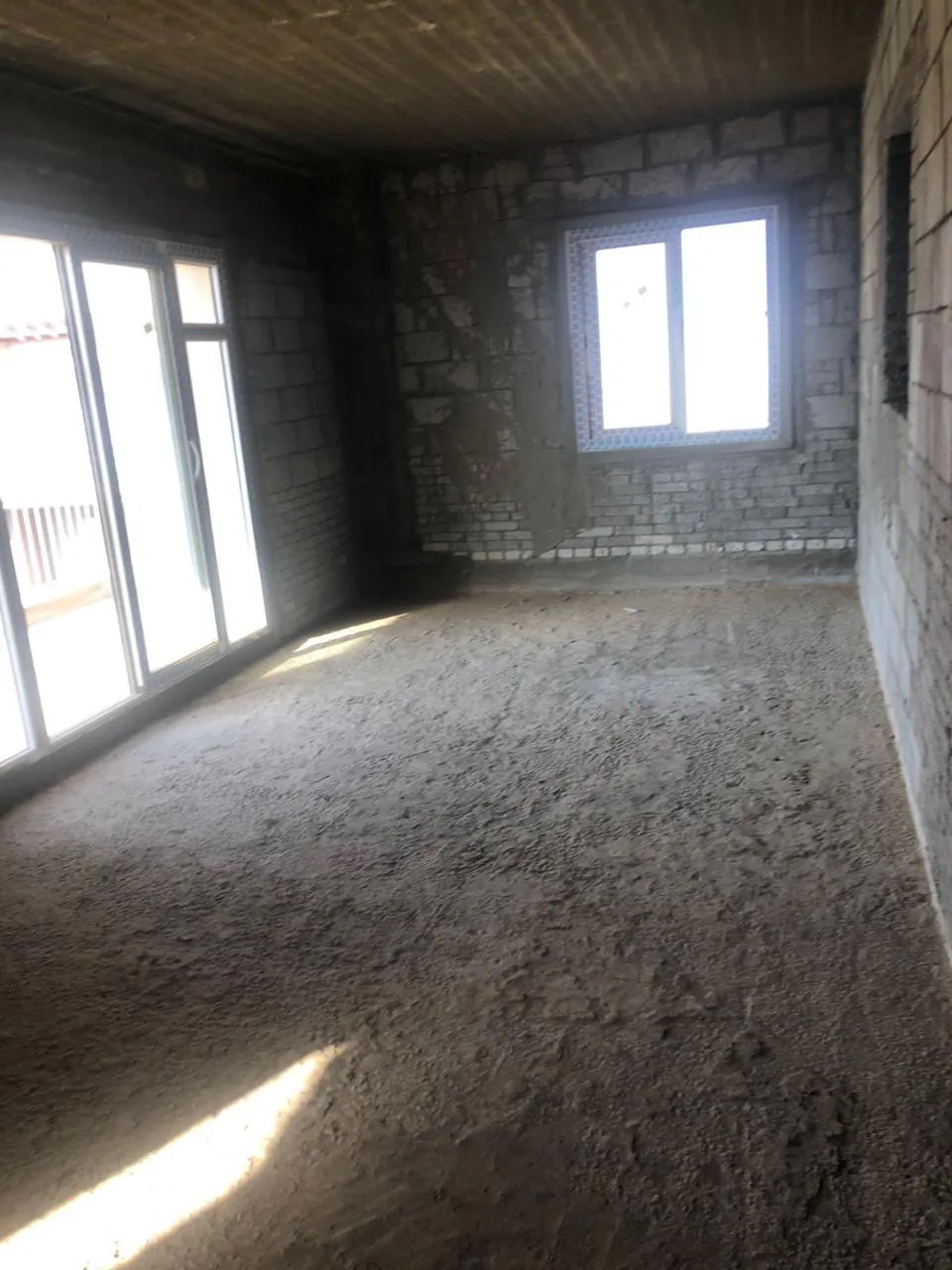 Penthouse for sale in October Plaza in Northern Expansion of 205 m² with 2 bedrooms
