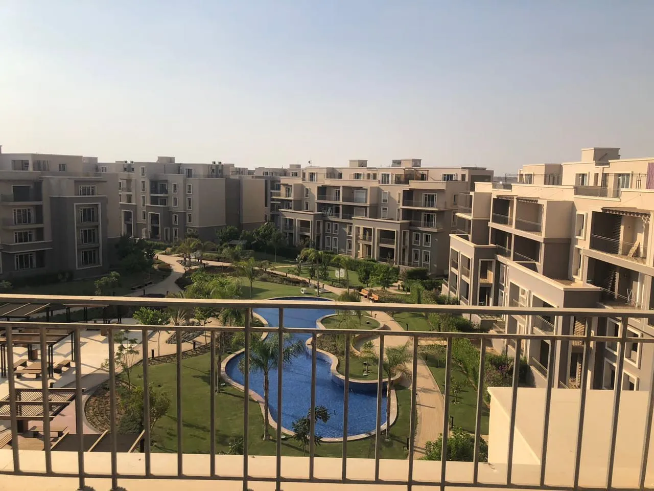 Penthouse for sale in October Plaza in Northern Expansion of 205 m² with 2 bedrooms
