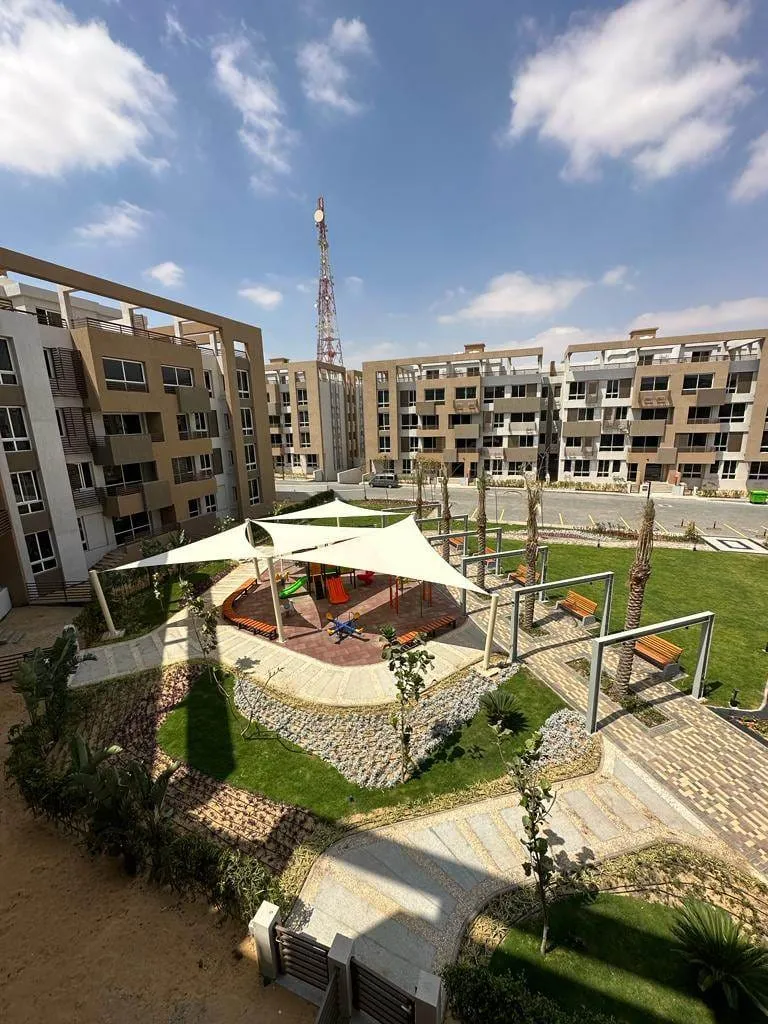 Apartment for sale in Granda Life in El Shorouk of 143 m² with 3 bedrooms
