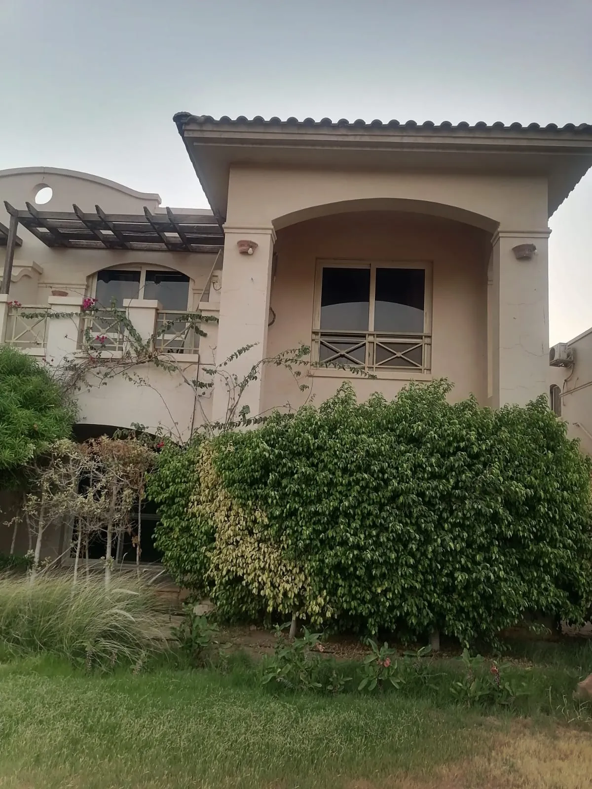 Duplex for sale in La Vista 3 in Ain Sokhna of 340 m² with 6 bedrooms