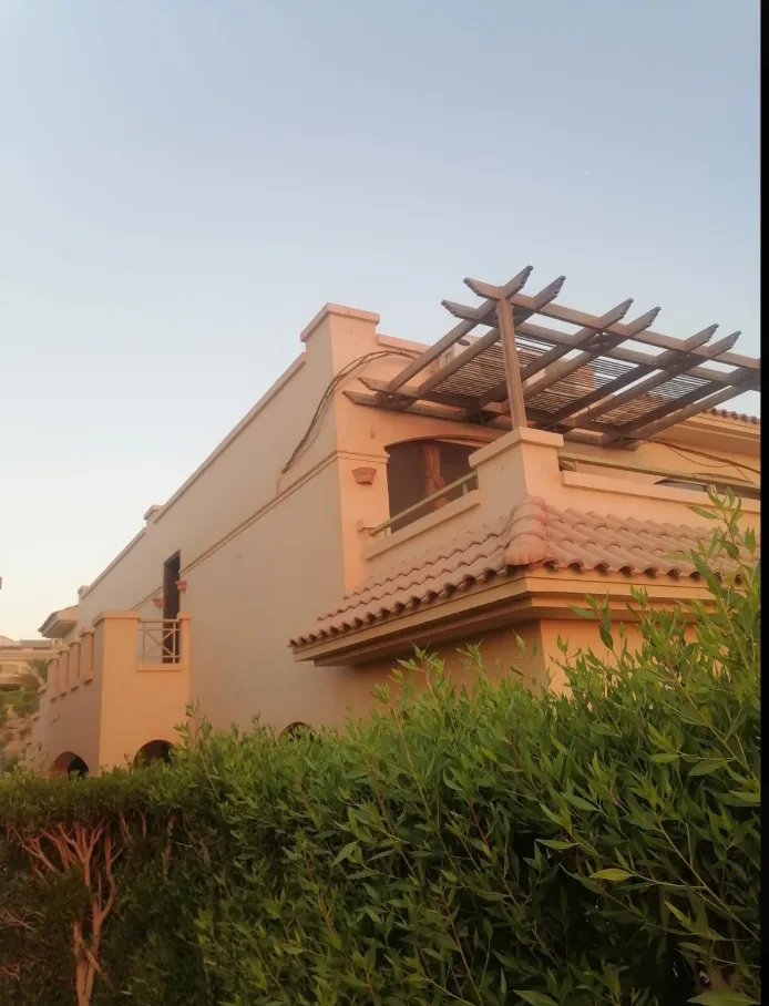 Duplex for sale in La Vista 3 in Ain Sokhna of 340 m² with 6 bedrooms