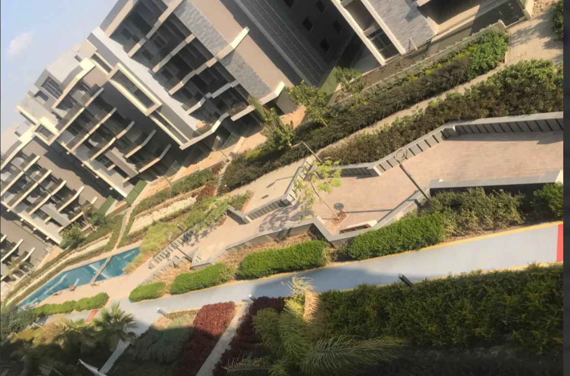 Apartment for sale in Sun Capital in October Gardens of 156 m² with 3 bedrooms