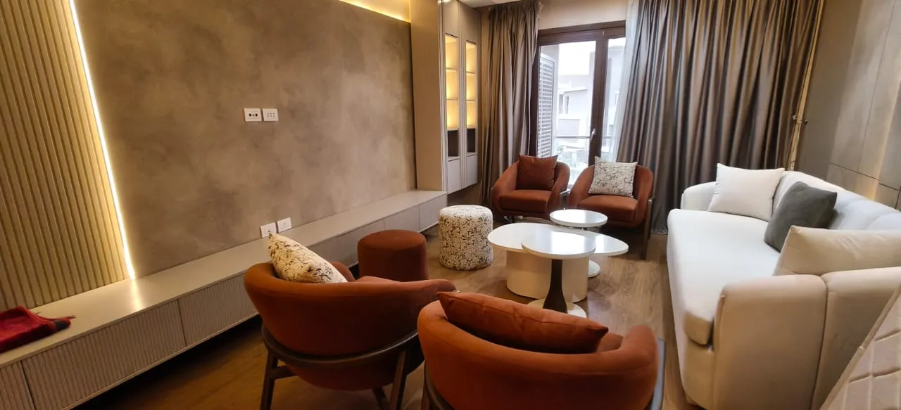 Family House for sale in Pyramids Heights in El Sheikh Zayed of 300 m² with 4 bedrooms