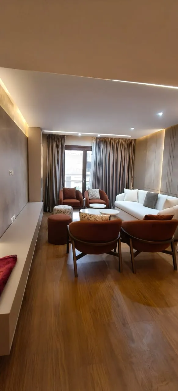 Family House for sale in Pyramids Heights in El Sheikh Zayed of 300 m² with 4 bedrooms