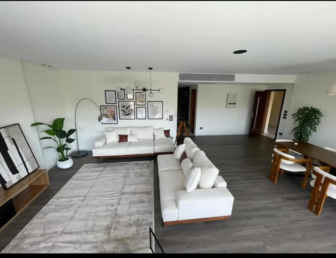 Apartment for sale in Lake View Residence in Golden Square of 204 m² with 3 bedrooms