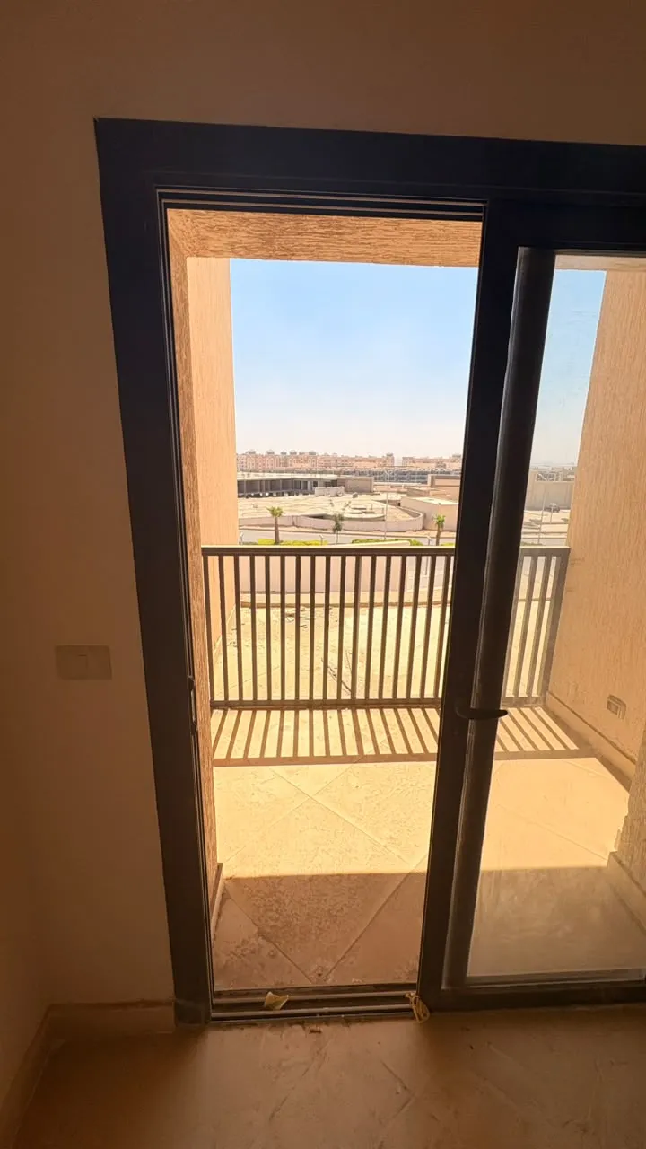 Apartment for sale in Nyoum October in Northern Expansion of 107 m² with 2 bedrooms