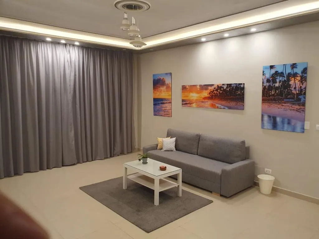 Apartment for sale in Hyde Park in 6th settlement of 84 m² with 1 bedrooms