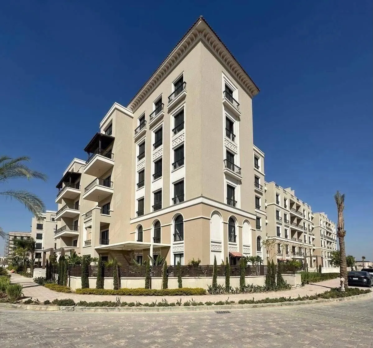 Apartment for sale in Village West in El Sheikh Zayed of 123 m² with 2 bedrooms