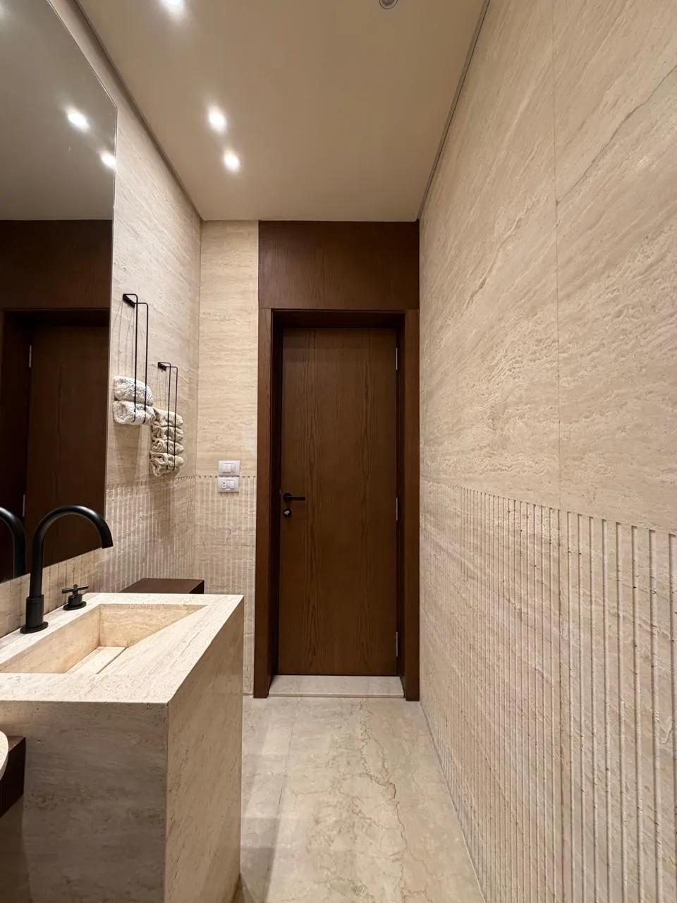 Penthouse for sale in El Patio Oro in New Cairo of 240 m² with 3 bedrooms