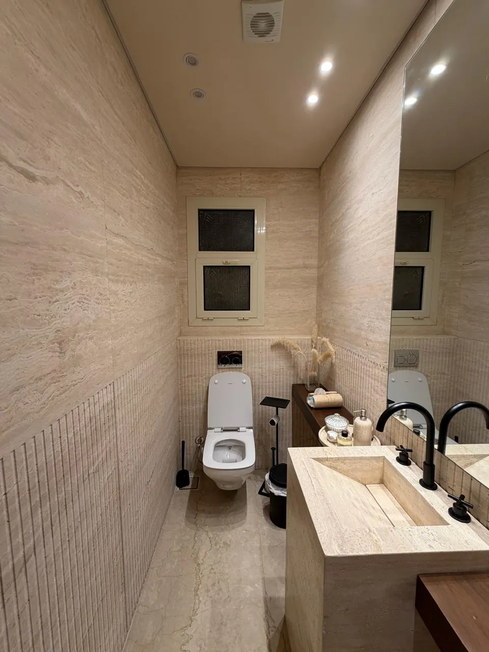 Penthouse for sale in El Patio Oro in New Cairo of 240 m² with 3 bedrooms