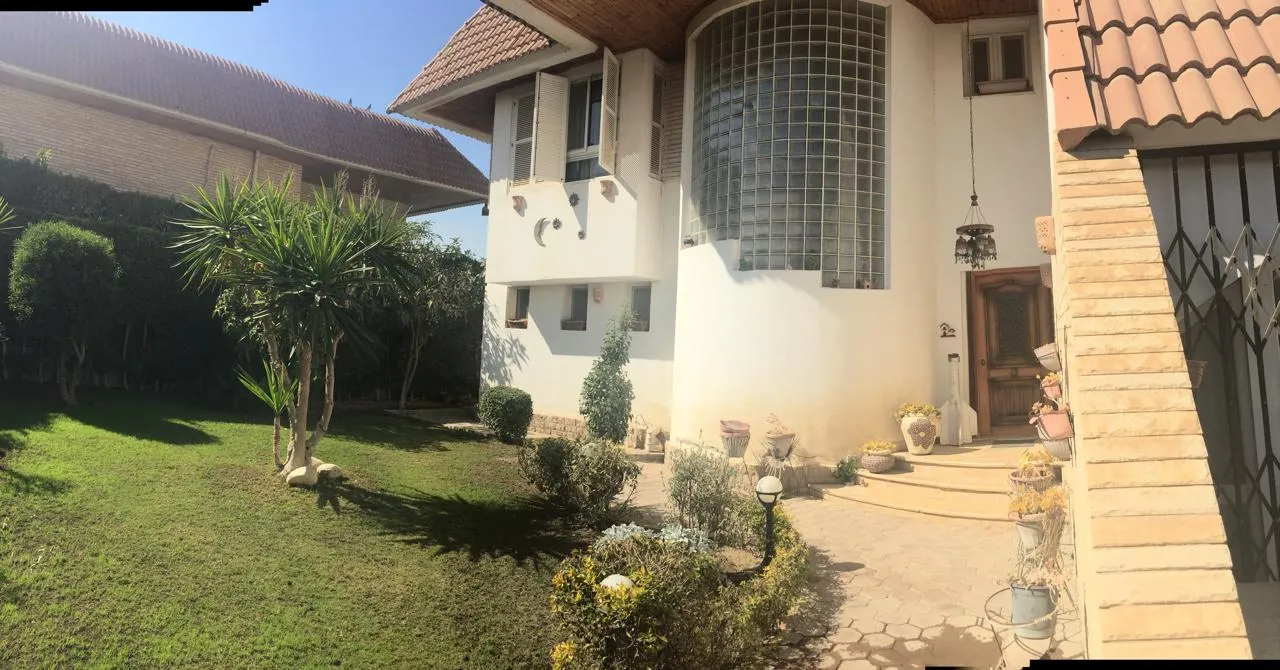 Villa for sale in Al Rabwa in 6th of October City of 350 m² with 4 bedrooms