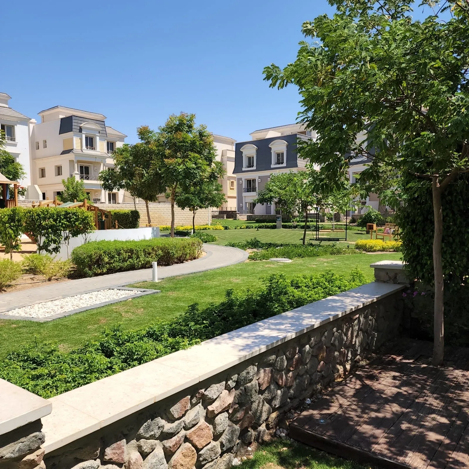 Villa for sale in Mountain View Chillout Park in Northern Expansion of 313 m² with 4 bedrooms