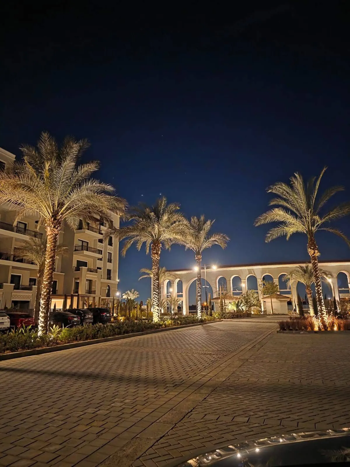 Apartment for sale in Village West in El Sheikh Zayed of 167 m² with 3 bedrooms