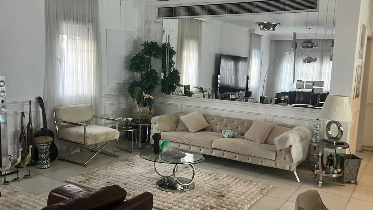 Twinhouse for sale in Mivida in New Cairo of 240 m² with 2 bedrooms
