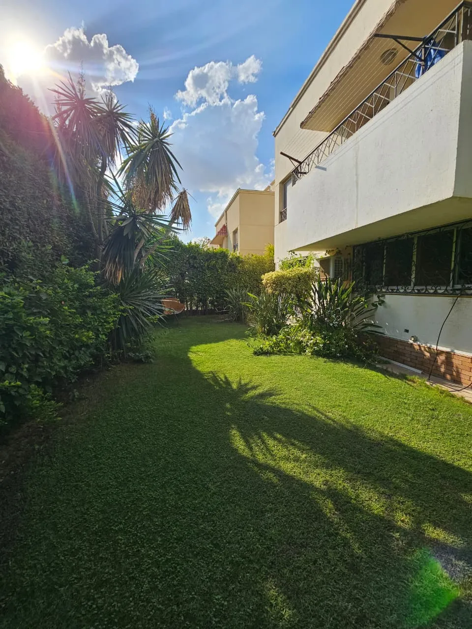 Villa for sale in El Rehab in New Cairo of 267 m² with 3 bedrooms