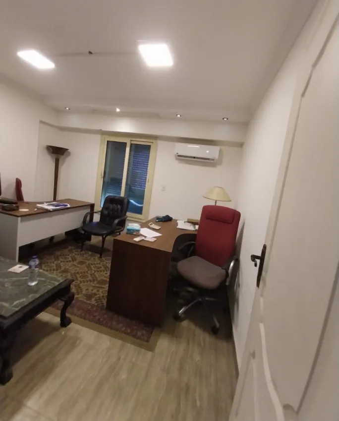 Office for sale in Beverly Hills in 6th of October City of 120 m² with 0 bedrooms