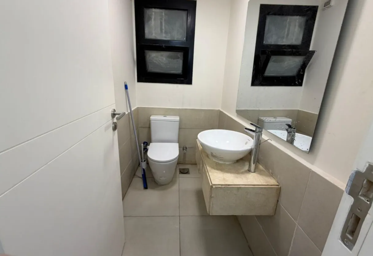 Penthouse for sale in O West Orascom in October Gardens of 161 m² with 3 bedrooms