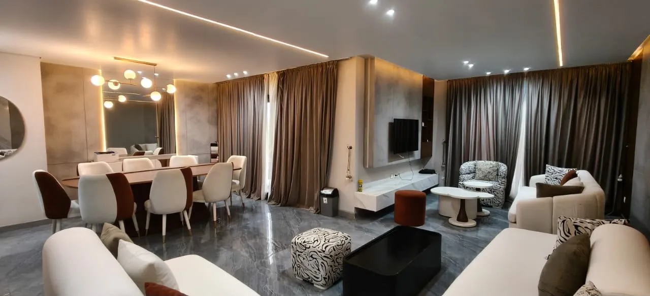 Duplex for sale in Pyramids Heights Residences in 6th of October City of 300 m² with 4 bedrooms