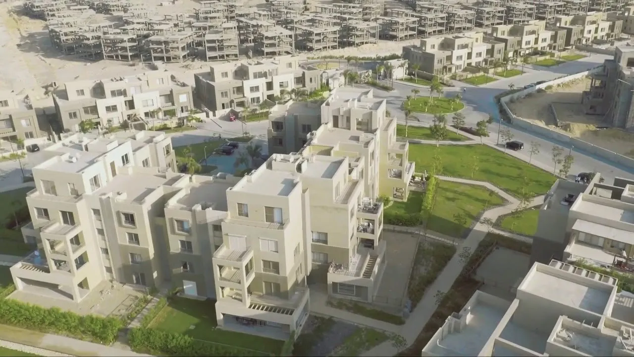 Apartment for sale in Palm Parks in 6th of October City of 171 m² with 3 bedrooms