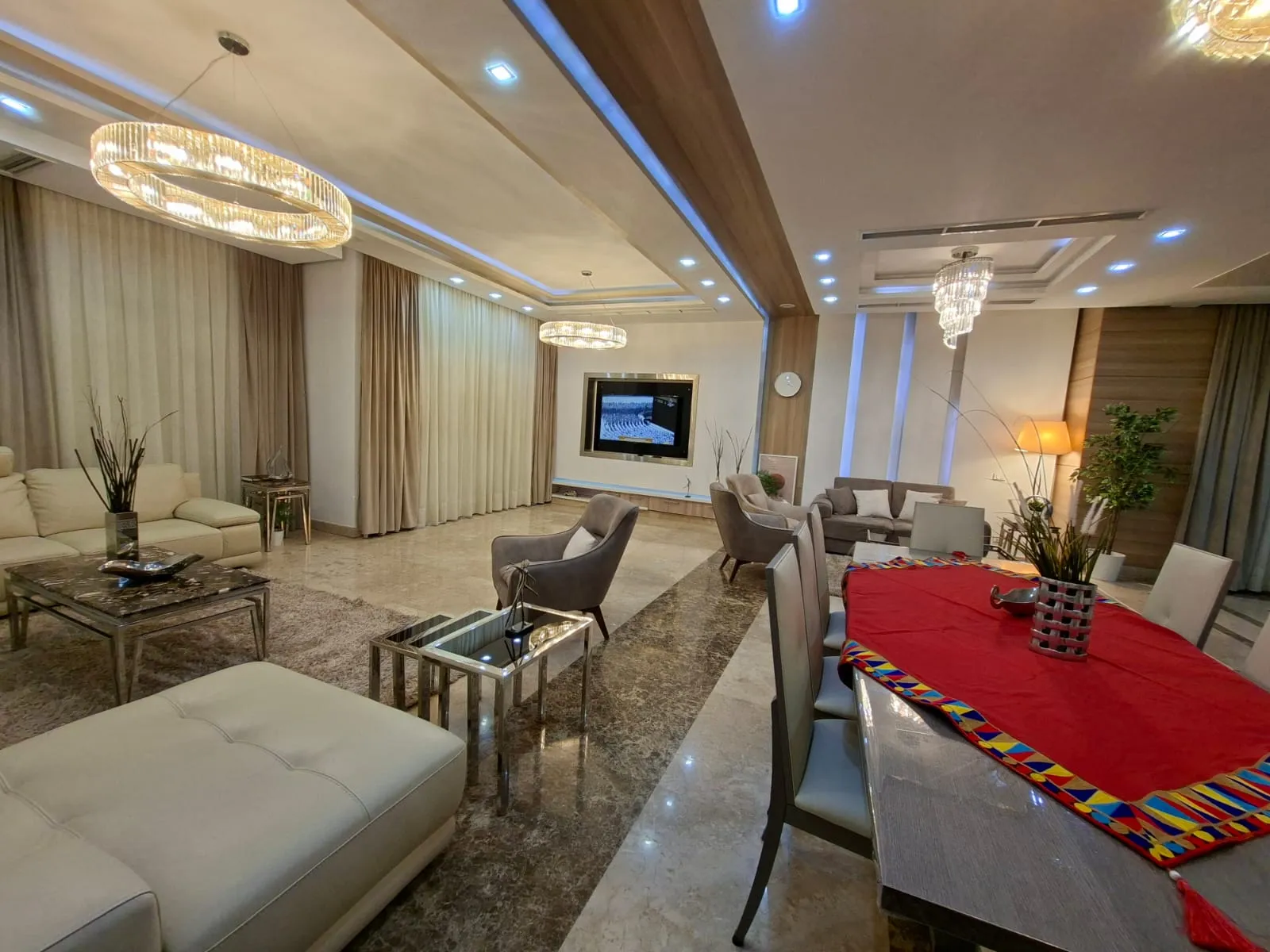 Villa for sale in Zayed Dunes in 6th of October City of 360 m² with 3 bedrooms