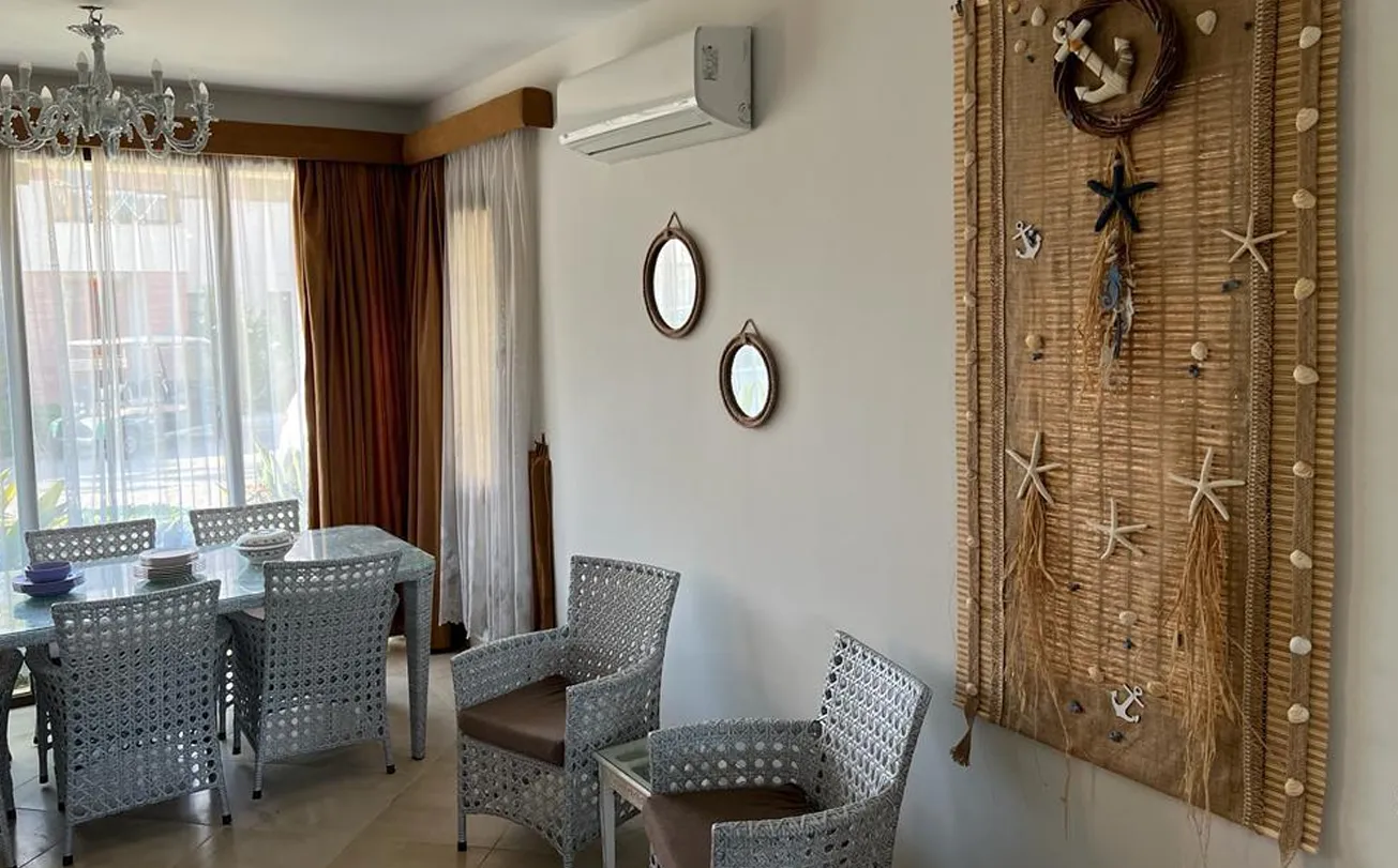 Twinhouse for sale in Marassi in Sidi Abdel Rahman of 323 m² with 4 bedrooms