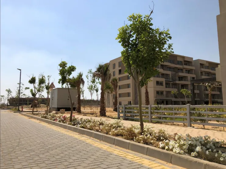 Apartment for sale in Capital Gardens in New Cairo of 150 m² with 2 bedrooms
