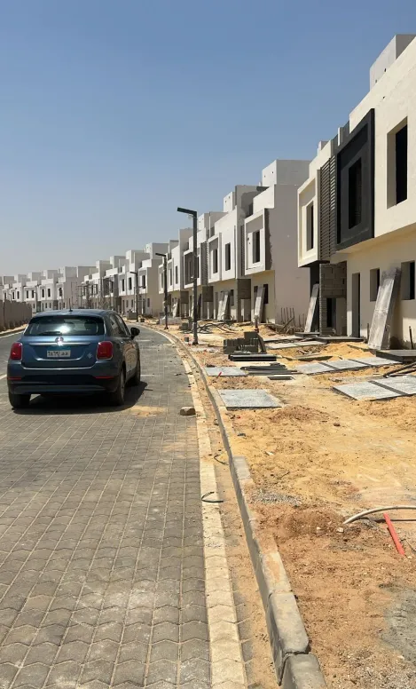 Townhouse for sale in Sun Capital in October Gardens of 210 m² with 3 bedrooms