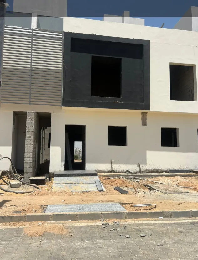 Townhouse for sale in Sun Capital in October Gardens of 210 m² with 3 bedrooms
