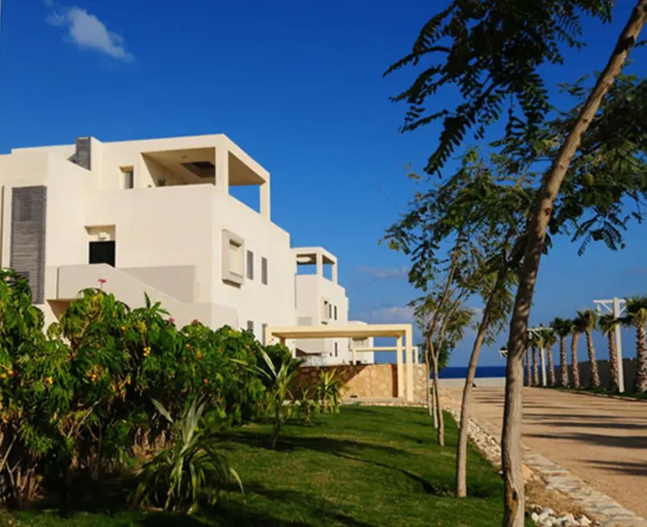 Villa for sale in Hacienda White in Sidi Abdel Rahman of 357 m² with 5 bedrooms