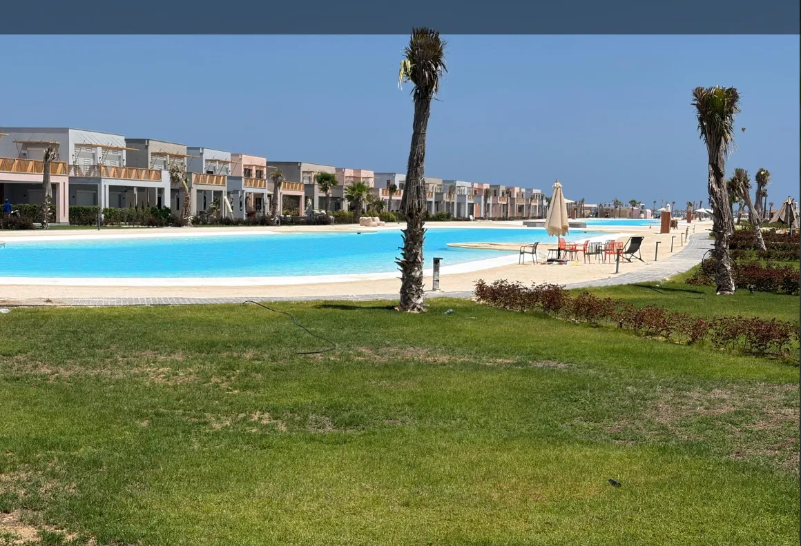 Villa for sale in Playa Ghazala in Ghazala Bay of 348 m² with 5 bedrooms