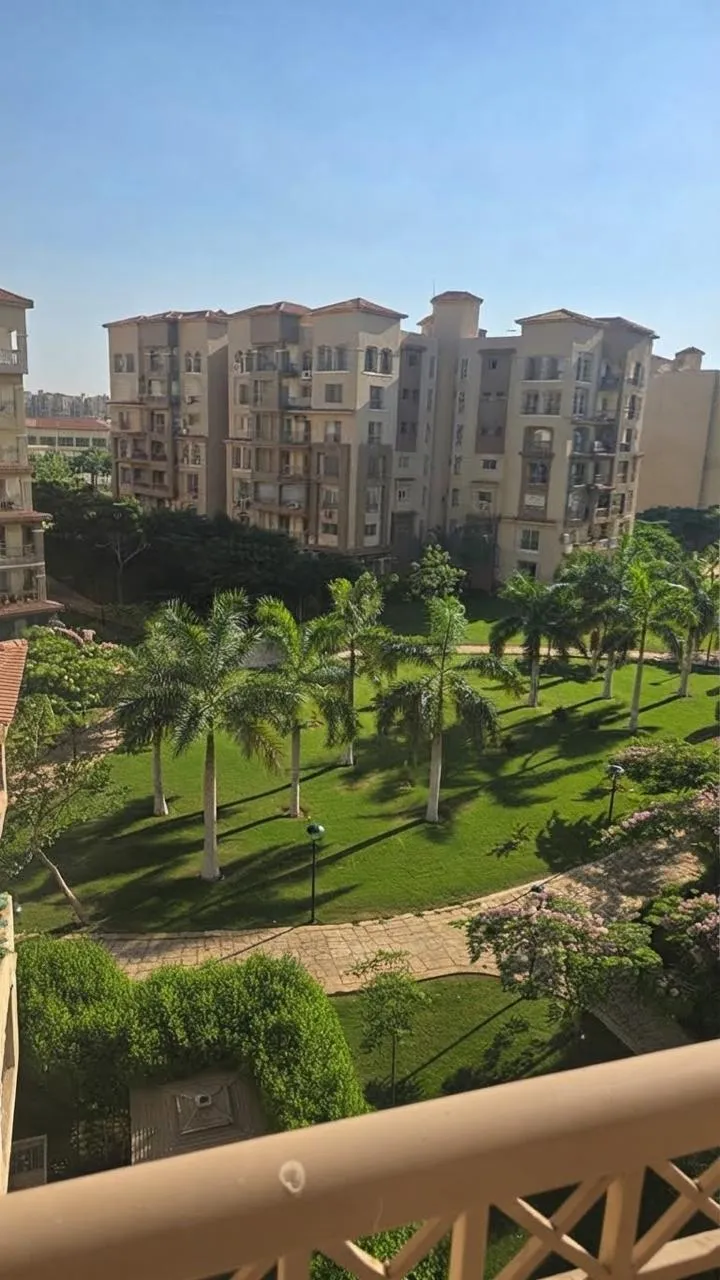 Apartment for sale in Madinaty in Madinaty of 211 m² with 3 bedrooms