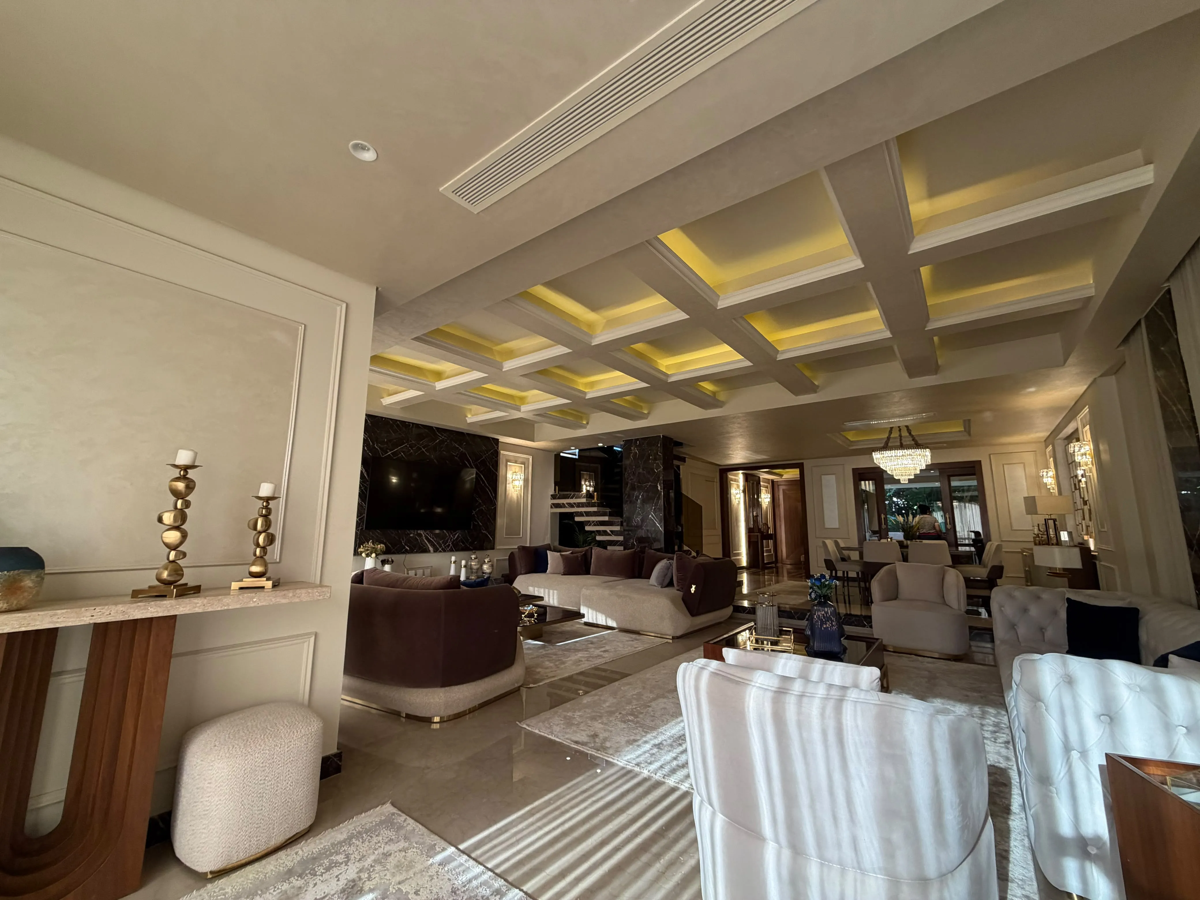 Villa for sale in El Patio 5 East in El Shorouk of 310 m² with 4 bedrooms