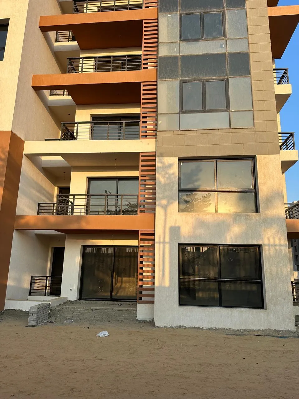 Apartment for sale in Aria in Mostakbal City of 183 m² with 2 bedrooms