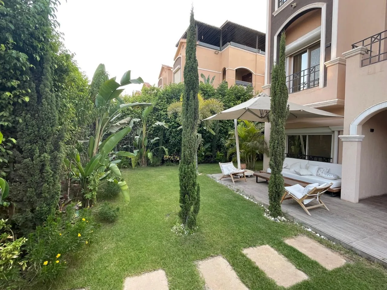 Townhouse for sale in Katameya Gardens in New Cairo of 316 m² with 4 bedrooms