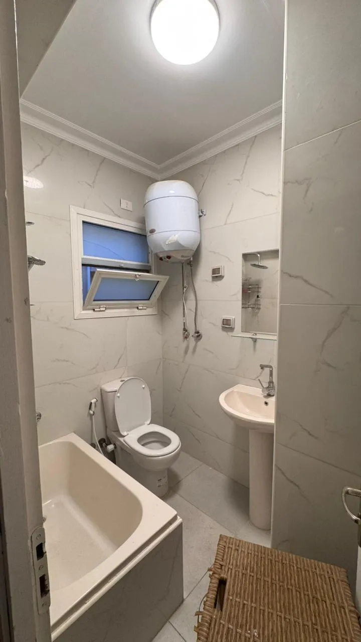 Apartment for sale in El Rehab  in New Cairo of 130 m² with 3 bedrooms